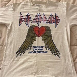 Def Leppard Graphic White Tee - Short Sleeve